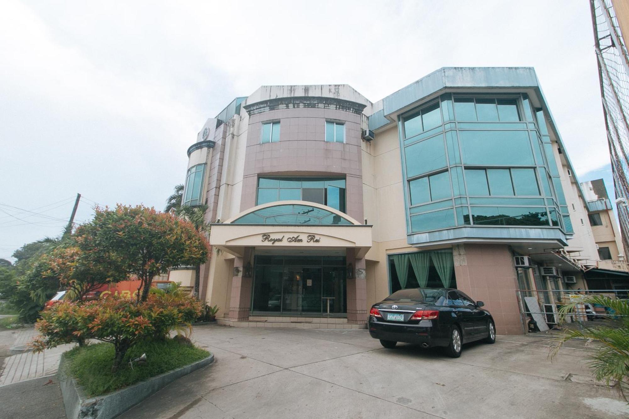 Royal Am Rei Hotel By Reddoorz Bacolod Exterior foto